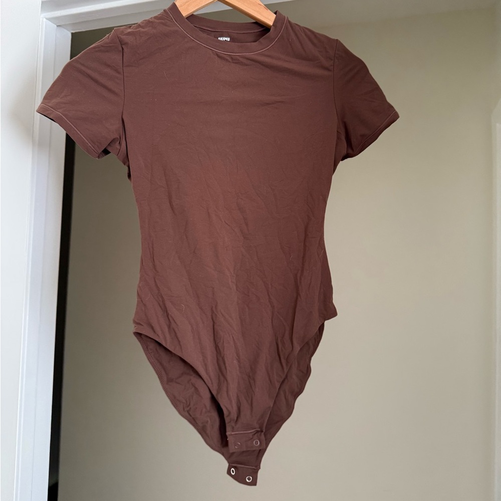 SKIMS Fits Everybody TShirt Bodysuit - Picture 3 of 7